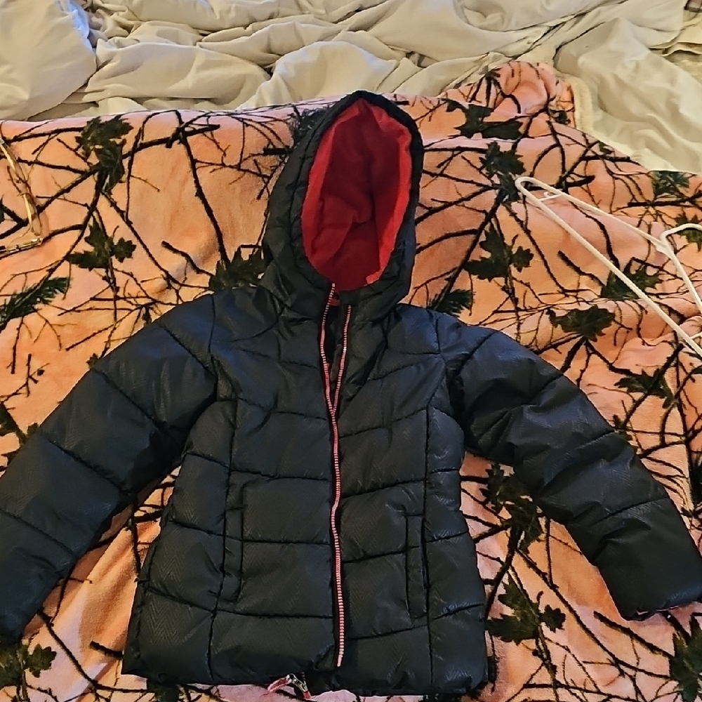 Wonder Nation Black and Red Puffer Jacket
